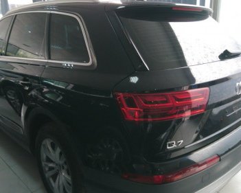 Audi Q7   2.0 AT  2016 - Chính chủ bán xe Audi Q7 2.0 AT sản xuất năm 2016, màu đen