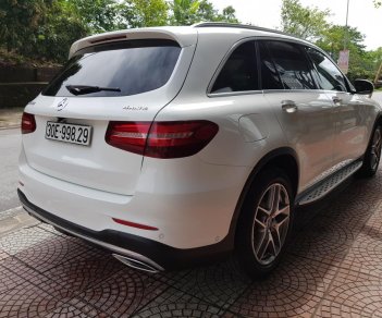 Mercedes-Benz GLC-Class GLC 300 2017 - Bán Mercedea GLC 300 sản xuất 2017, màu trắng, chạy 8.000km