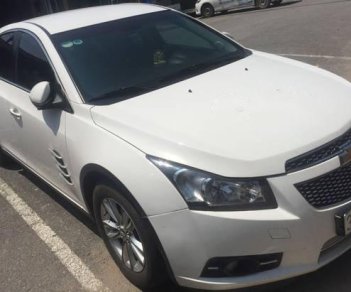 Chevrolet Cruze 2015 - Cần bán xe Chevrolet Cruze đời 2015, màu trắng, 410 triệu