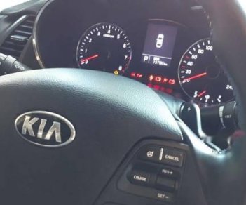 Kia K3 2014 - Bán ô tô Kia K3 đời 2014, màu trắng