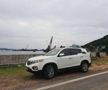 Kia Sorento 2013 - Cần bán lại xe Kia Sorento sản xuất 2013, màu trắng, 700 triệu