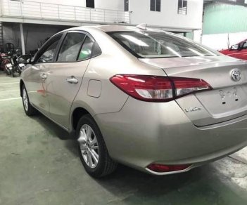 Toyota Vios 1.5 MT 2018 - Bán Toyota Vios đời 2018, màu vàng cát, giao ngay