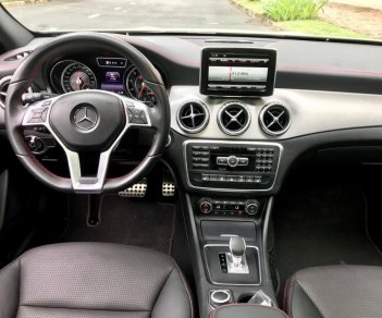 Mercedes-Benz CLA class 2015 - Bán Mercedes-Benz CLA45 AMG class đời 2015, màu trắng, 1 tỷ 580 triệu