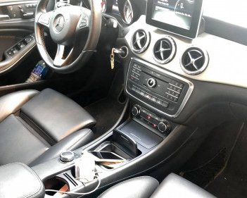 Mercedes-Benz GLA-Class  1.6 AT  2015 - Bán Mercedes 1.6 AT năm 2015, màu trắng, xe nhập còn mới