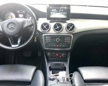 Mercedes-Benz GLA-Class  1.6 AT  2015 - Bán Mercedes 1.6 AT năm 2015, màu trắng, xe nhập còn mới