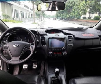 Kia K3 2014 - Bán xe Kia K3 năm sản xuất 2014, màu trắng, giá chỉ 465 triệu