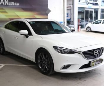 Mazda 6 2.5AT 2017 - Cần bán Mazda 6 2.5AT sản xuất 2017, màu trắng, giá tốt