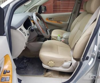 Toyota Innova G 2009 - Chính chủ bán Toyota Innova G năm 2009, màu bạc