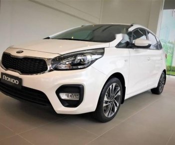 Kia Rondo 2018 - Bán xe Kia Rondo sản xuất năm 2018, màu trắng 