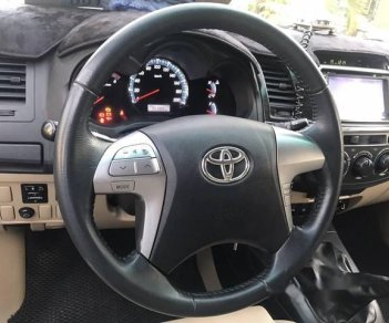 Toyota Fortuner 2014 - Cần bán xe Toyota Fortuner đời 2014, màu bạc số sàn