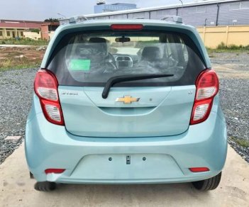 Chevrolet Spark 2018 - Bán ô tô Chevrolet Spark năm sản xuất 2018, màu xanh lam