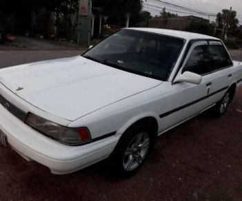 Toyota Camry 1988 - Bán Toyota Camry sản xuất năm 1988, màu trắng số sàn