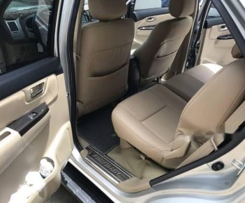 Toyota Fortuner  2.5G 2016 - Cần bán gấp Toyota Fortuner đời 2016, màu bạc số sàn, giá 935tr