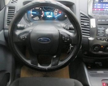 Ford Ranger   XLS 2.2 L AT  2016 - Bán lại xe Ford Ranger XLS 2.2 L AT đời 2016, màu trắng số tự động