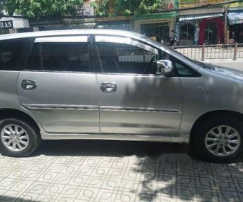 Toyota Innova   2013 - Bán Toyota Innova sản xuất năm 2013, màu bạc còn mới, 530tr