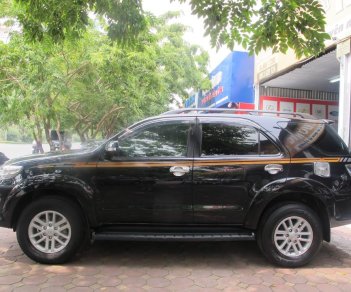 Toyota Fortuner 2.7V 2013 - Bán Toyota Fortuner 2.7V sản xuất 2013, màu đen