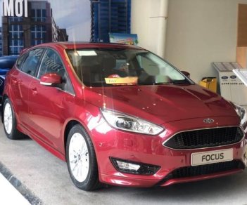 Ford Focus 2018 - Bán Ford Focus đời 2018, màu đỏ, nhập khẩu nguyên chiếc   