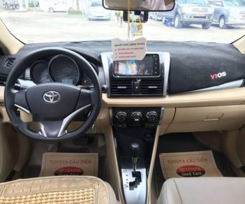 Toyota Vios E 2017 - Cần bán xe Toyota Vios E đời 2017, màu trắng chính chủ 