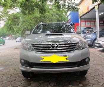 Toyota Fortuner 2.5G 2014 - Bán Toyota Fortuner 2.5G năm 2014, màu bạc