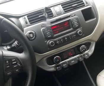 Kia Rio  AT 2013 - Bán chiếc Kia Rio Hatchback 5 cửa, màu trắng, đăng ký lần đầu 04/2013