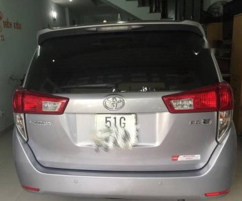 Toyota Innova  E    2016 - Gia đình cần bán xe Innova E 2017 số tay, màu bạc