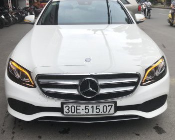 Mercedes-Benz E class E250 2016 - Bán xe Mercedes E250 sản xuất 2016, màu trắng