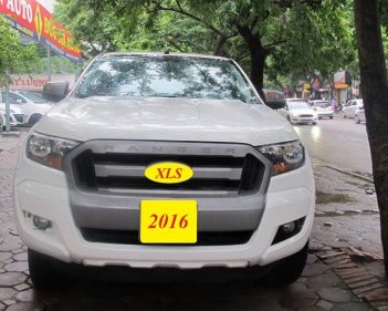 Ford Ranger   XLS 2.2 L AT  2016 - Bán lại xe Ford Ranger XLS 2.2 L AT đời 2016, màu trắng số tự động