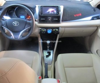 Toyota Vios 2017 - Cần bán Toyota Vios sản xuất 2017, màu ghi vàng