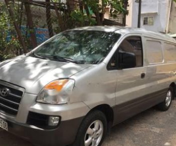 Hyundai Starex 2006 - Bán Hyundai Starex sản xuất năm 2006, màu bạc