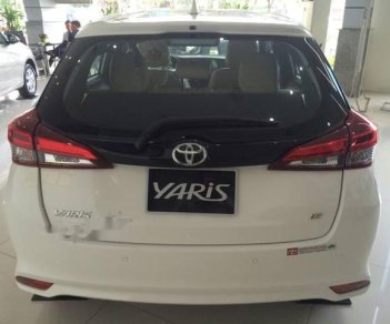 Toyota Yaris  1.5G AT 2018 - Bán Toyota Yaris năm sản xuất 2018, màu trắng