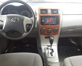 Toyota Corolla XLi  2011 - Bán Toyota Corolla XLi sản xuất năm 2011, màu bạc