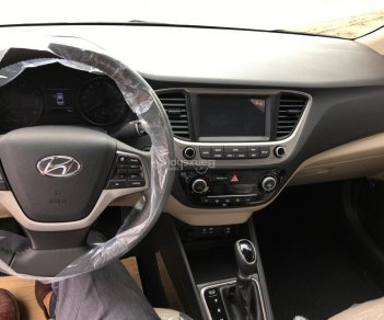 Hyundai Accent 1.4AT   2018 - Bán Hyundai Accent 1.4AT đời 2018, màu đỏ, 542tr