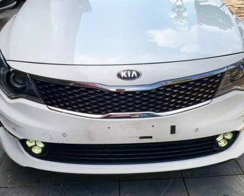 Kia Optima  2.0AT  2017 - Bán Kia Optima 2.0AT 2017, màu trắng