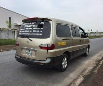 Hyundai Starex 2002 - Bán ô tô Hyundai Starex, 2002, màu vàng cát, xe nhập, máy dầu, 120 triệu