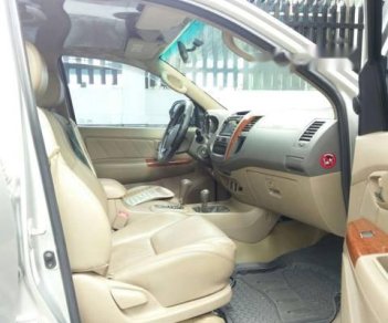 Toyota Fortuner  2.7V  2010 - Bán Toyota Fortuner 2.7V sản xuất năm 2010, màu bạc ít sử dụng 