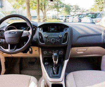 Ford Focus Trend 2018 - Focus 1.5 Ecoboost giảm tiền mặt 120tr tặng bảo hiểm, dán kính, số lượng có hạn