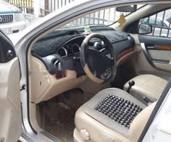 Daewoo Gentra   2009 - Bán ô tô Daewoo Gentra 2009, màu bạc số sàn, giá 240tr 