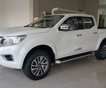 Nissan Navara SL 2018 - Bán xe Nissan Navara SL đời 2018, màu trắng, xe nhập, giá chỉ 710 triệu