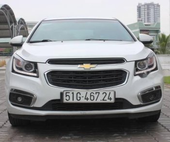 Chevrolet Cruze 2017 - Bán Chevrolet Cruze sản xuất năm 2017, màu trắng, giá 556tr