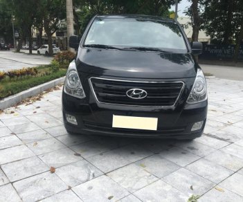 Hyundai Grand Starex 2017 - Bán xe Hyundai Grand Starex năm sản xuất 2017, màu đen, nhập khẩu, giá 825tr