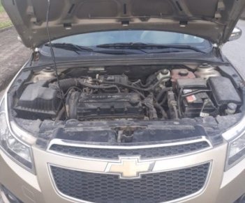 Chevrolet Cruze 2011 - Bán Chevrolet Cruze đời 2011, 323 triệu