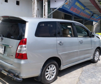 Toyota Innova 2.0 2012 - Cần cho ra đi em Toyota Innova 2012 số tự động