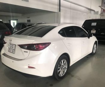 Mazda 3 2017 - Bán ô tô Mazda 3 đời 2017, màu trắng, giá chỉ 645 triệu