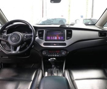 Kia Rondo 2.0AT   2015 - Bán ô tô Kia Rondo 2.0AT đời 2015, màu bạc, giá 566tr