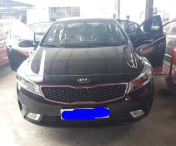 Kia Cerato 1.6MT 2016 - Bán ô tô Kia Cerato 1.6MT sản xuất 2016, màu đen, giá tốt