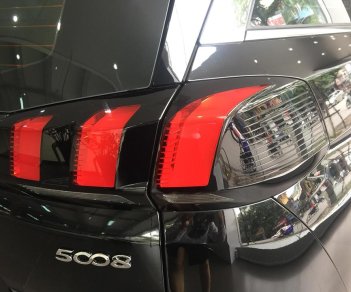 Peugeot 5008 2018 - Bán Peugeot 5008 2018, màu đen