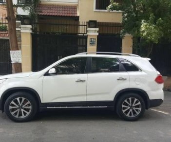 Kia Sorento 2.2 CRDi 2015 - Cần bán xe Kia Sorento 2.2 CRDi sản xuất năm 2015, màu trắng chính chủ, giá 836tr