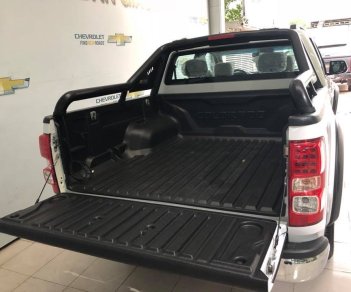 Chevrolet Colorado 2.8 AT 2018 - Chỉ còn 1 xe Colorado 2.8 màu trắng, nhanh tay có giá tốt và có xe, trả góp lãi suất ưu đãi