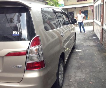 Toyota Innova G 2014 - Cần bán xe Toyota Innova 2.0G AT 2014 màu vàng cát, odo 56.000 km