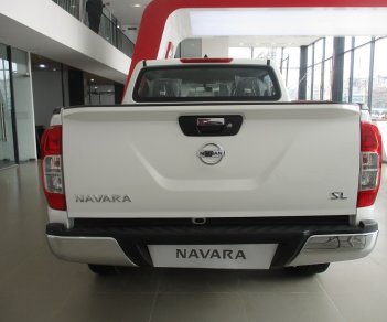 Nissan Navara SL 2018 - Bán xe Nissan Navara SL đời 2018, màu trắng, xe nhập, giá chỉ 710 triệu